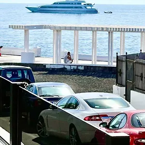 https://luxury-suite-sea-font-iv.in-canary-islands.com